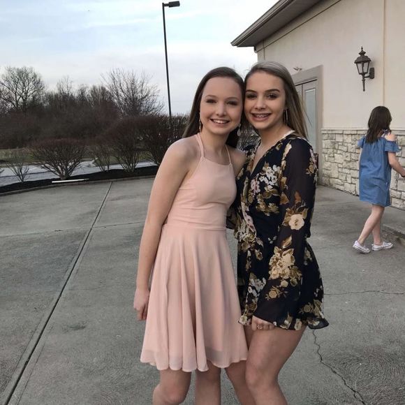 Meet your Posher, Kaylee - Picture 1 of 1